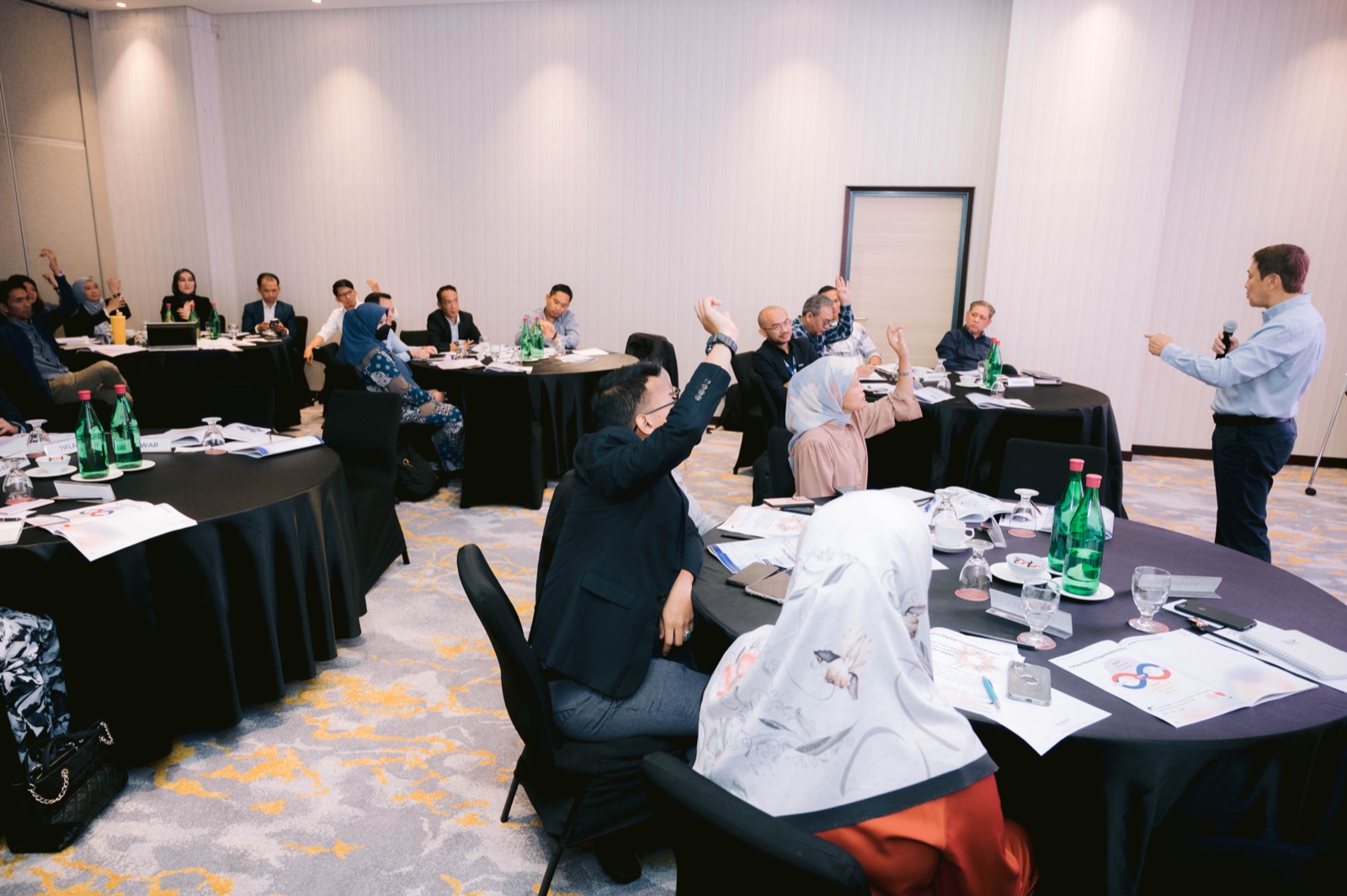 Participants actively taking part in an Otti training session